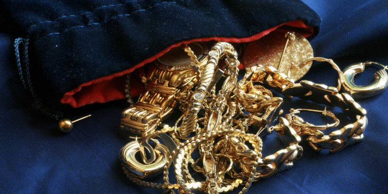 Сдать монету в ломбард