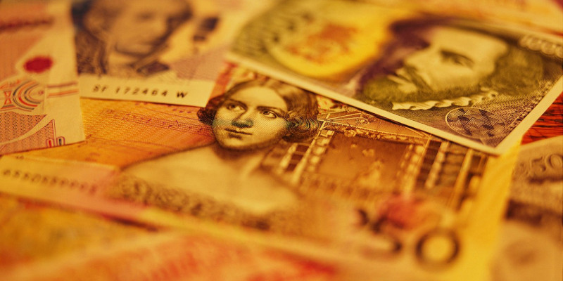 Меновая стоимость денег